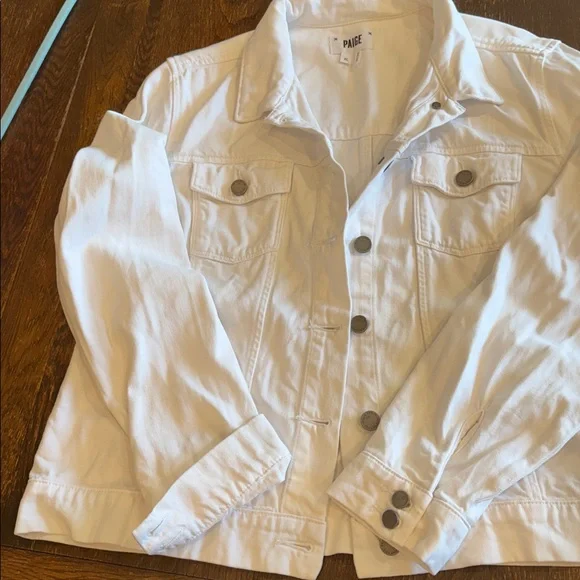 Paige Women’s White Soft Denim Jean Jacket Size XL - Picture 1 of 4